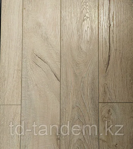 Ламинат Kronopol Flooring CUPRUM 3325 Дуб Верона 33класс/12мм, 4V Фаска (узкая доска)