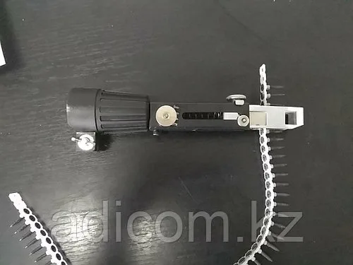 Самозаряжатель шурупов