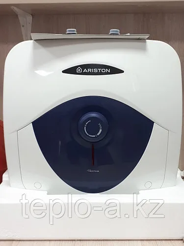 Водонагреватель Ariston 30