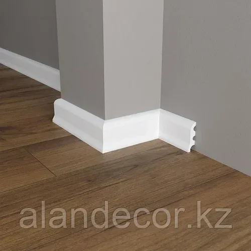Напольный плинтус из дюрополимера Dеcor-Dizayn DD18 54*16 мм