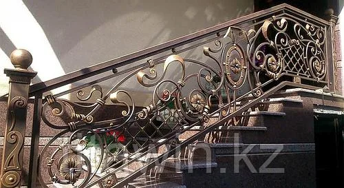 Современные металлические перила