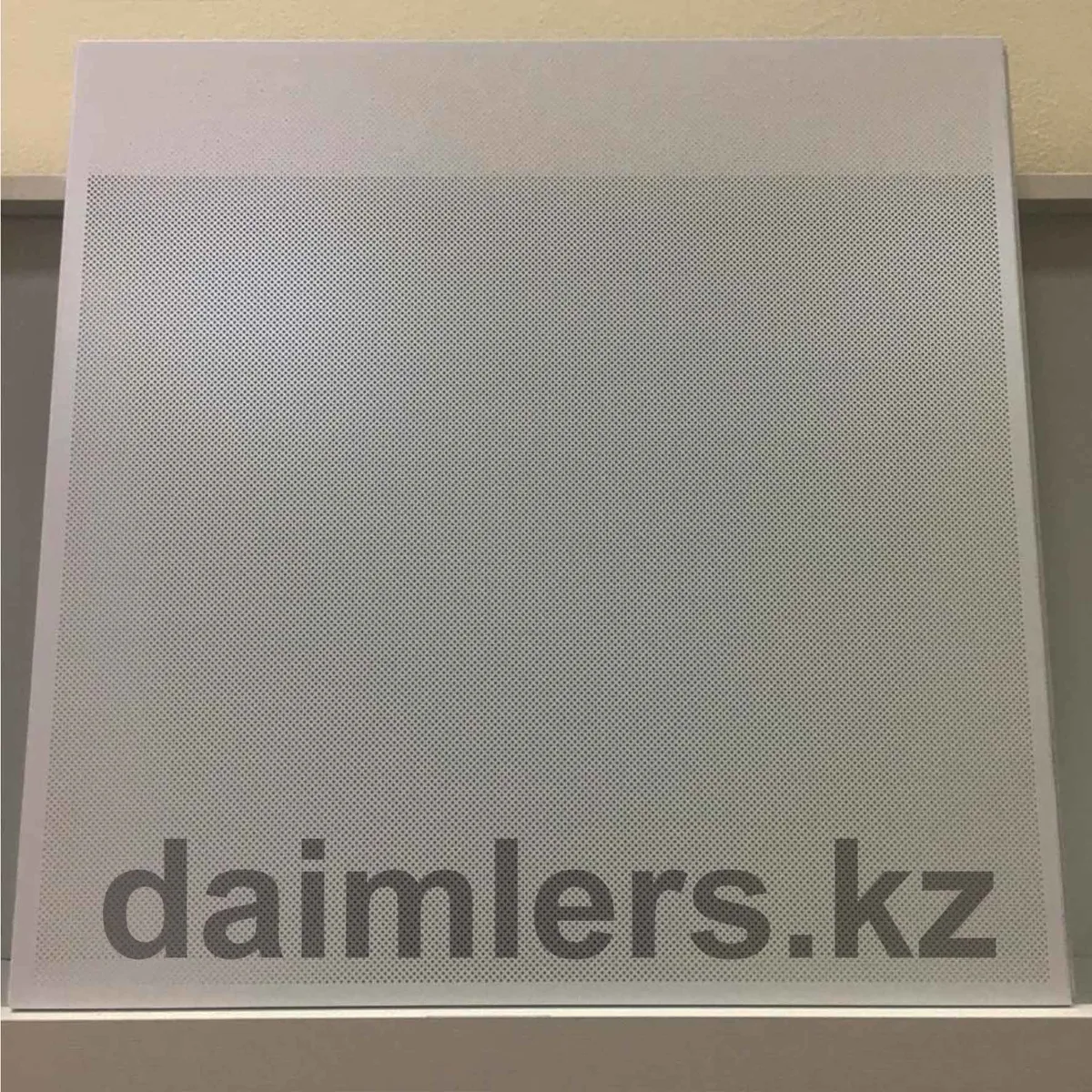 Кассетный потолок На скрытой подвесной системе Перфорированный - Daimlers.kz. Цена.