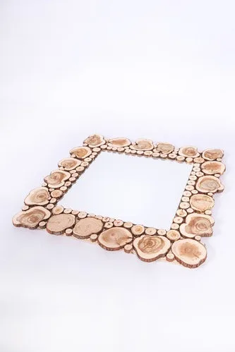 Зеркало из можжевельника квадрат 50*50 см.